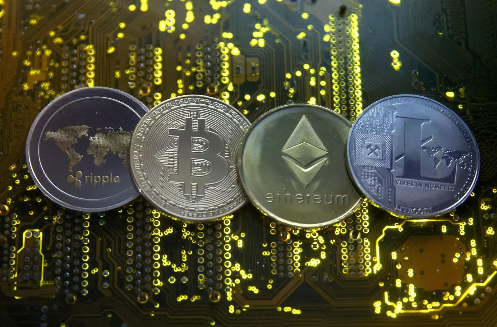 How Cryptocurrency Price Changes and What Affects its Value